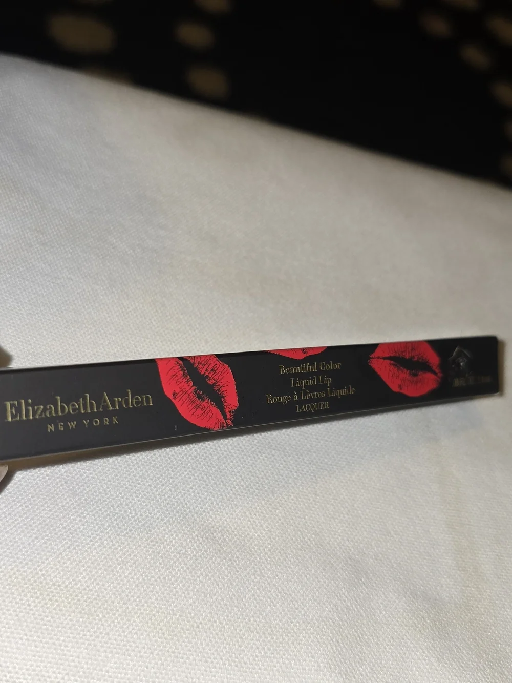 Elizabeth Arden Beautiful Color Liquid Lip Lacquer -Coral infusion